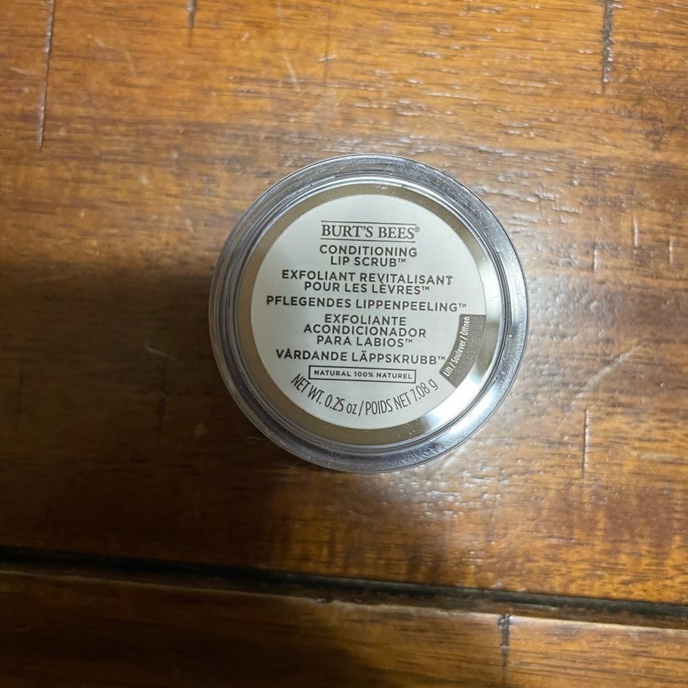 Burt’s Bees Conditioning Lip Scrub- .25 oz - Picture 2 of 3